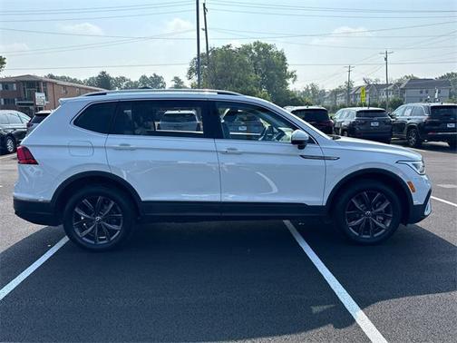 2022 Volkswagen Tiguan 2.0T SE 4MOTION