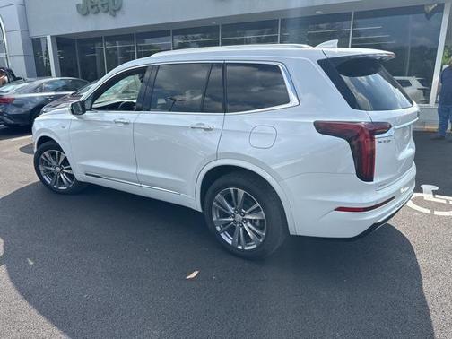 2023 Cadillac XT6 Premium Luxury AWD