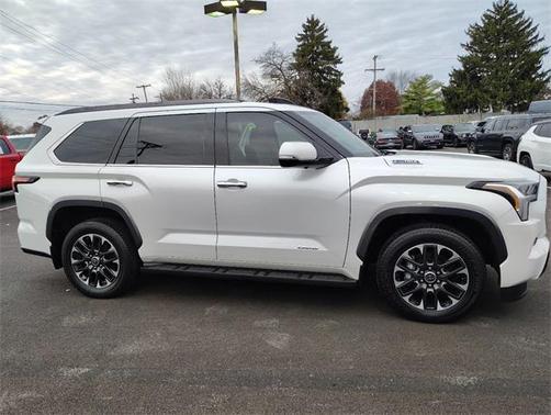 2023 Toyota Sequoia Limited