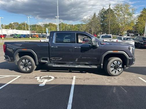 2024 GMC Sierra 2500 Denali