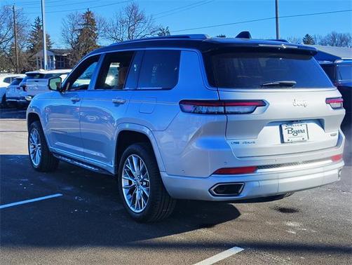 2022 Jeep Grand Cherokee L Summit