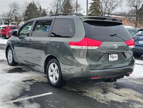 2013 Toyota Sienna LE