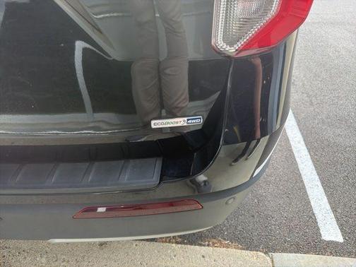 Agate Black Metallic 2020 Ford Explorer XLT