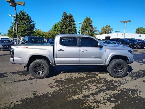2020 Toyota Tacoma TRD Sport