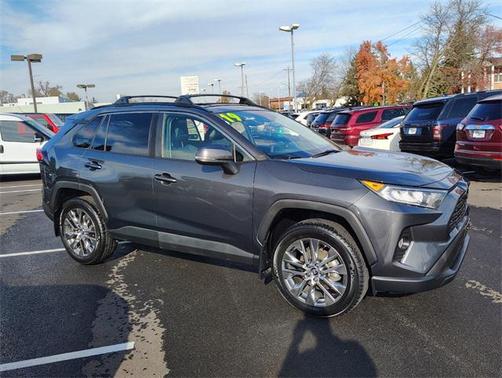2019 Toyota RAV4 XLE Premium