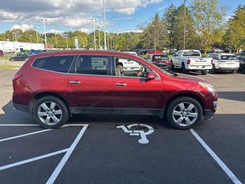 2017 Chevrolet Traverse 1LT
