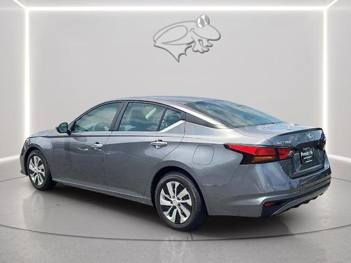 Gun Metallic 2022 Nissan Altima 2.5 S