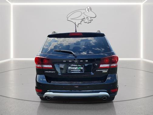 Pitch Black Clearcoat 2017 Dodge Journey Crossroad