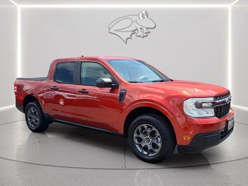 Hot Pepper Red Metallic Tinted Clearcoat 2024 Ford Maverick XLT