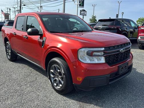 Hot Pepper Red Metallic Tinted Clearcoat 2024 Ford Maverick XLT