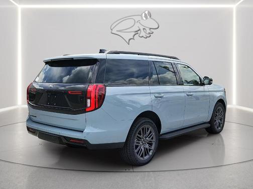 Glacier Gray Metallic 2026 Ford Expedition Platinum