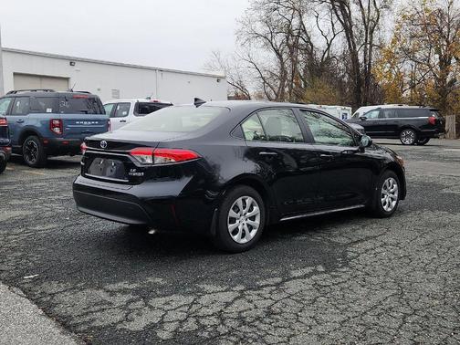 2024 Toyota Corolla Hybrid LE