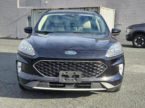 2020 Ford Escape Titanium Hybrid