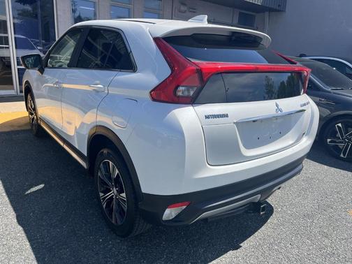Pearl White 2019 Mitsubishi Eclipse Cross SE