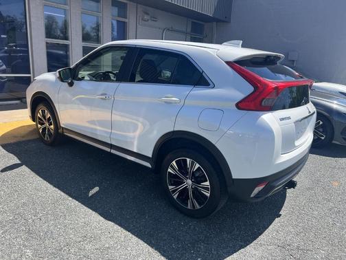 Pearl White 2019 Mitsubishi Eclipse Cross SE