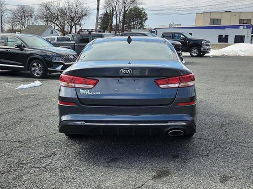 2020 Kia Optima LX