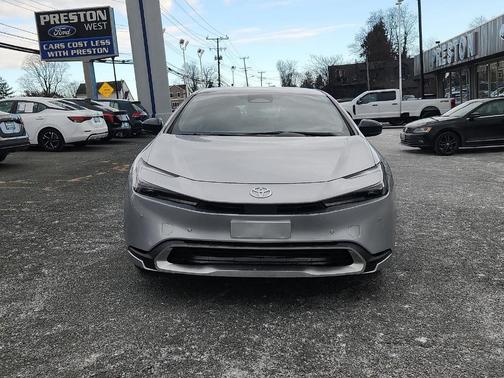 2023 Toyota Prius 