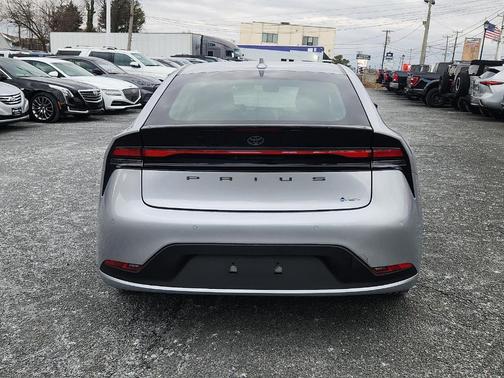 2023 Toyota Prius 