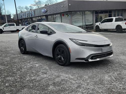 2023 Toyota Prius 
