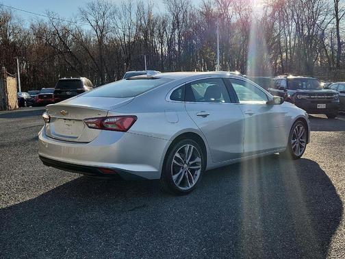 2022 Chevrolet Malibu LT