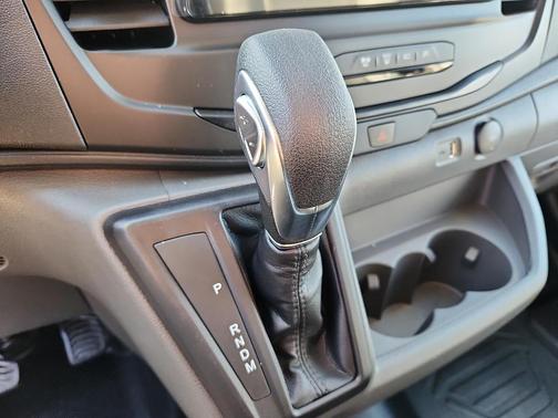 2026 Ford Transit-250 148 WB Medium Roof Cargo