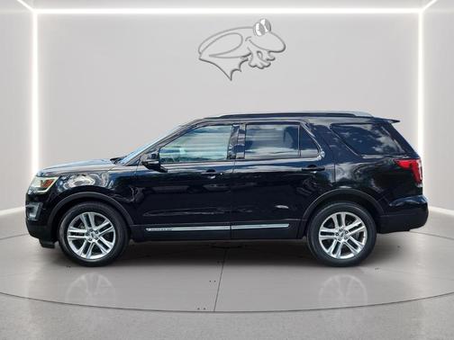 Shadow Black 2016 Ford Explorer XLT
