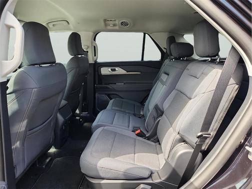 Agate Black Metallic 2026 Ford Explorer Active