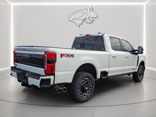 Star White 2025 Ford F-350 Platinum
