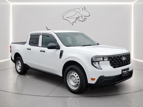 Oxford White 2025 Ford Maverick XL