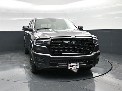 Granite Crystal Metallic Clearcoat 2026 RAM 1500 Big Horn/Lone Star