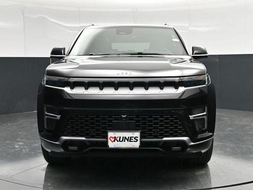 High Gloss Black 2026 Jeep Grand Wagoneer L 4x4