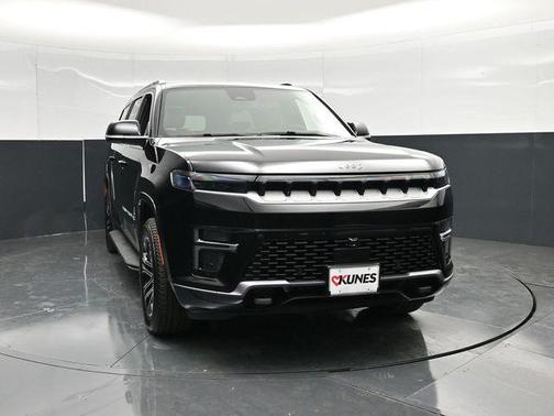 High Gloss Black 2026 Jeep Grand Wagoneer L 4x4