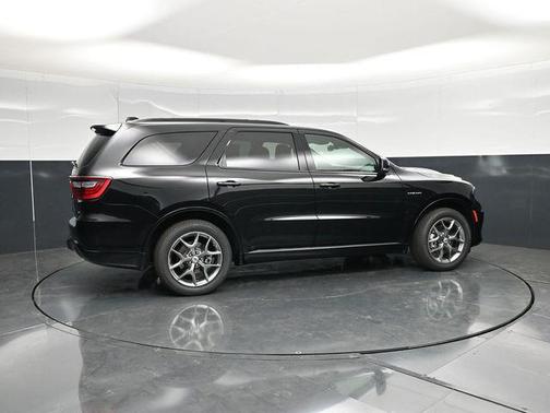 DB Black Clearcoat 2026 Dodge Durango GT Plus