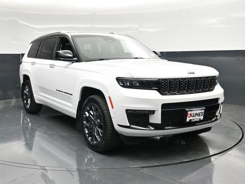 Diamond Black Crystal Pearlcoat 2023 Jeep Grand Cherokee L Summit Reserve