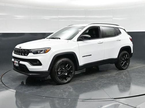 Bright White Clearcoat 2026 Jeep Compass Latitude