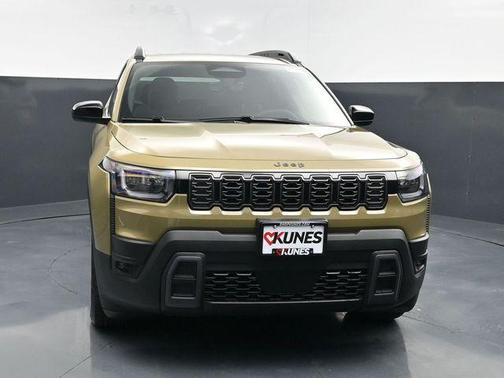 '41 2026 Jeep Cherokee Laredo 4x4
