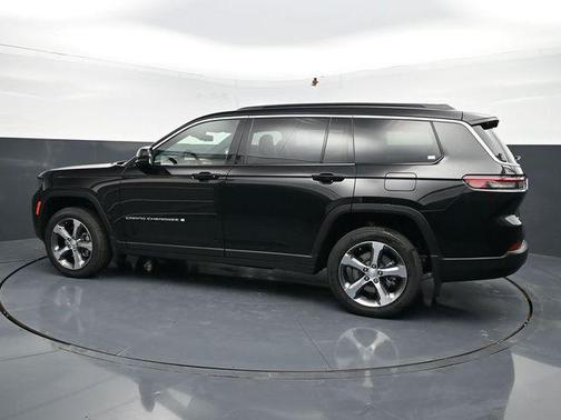 Diamond Black Crystal Pearlcoat 2026 Jeep Grand Cherokee L Limited
