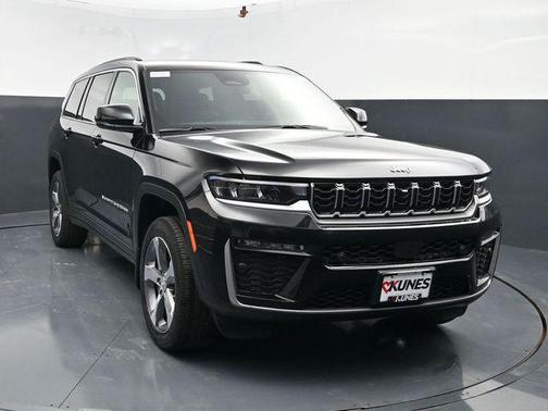 Diamond Black Crystal Pearlcoat 2026 Jeep Grand Cherokee L Limited
