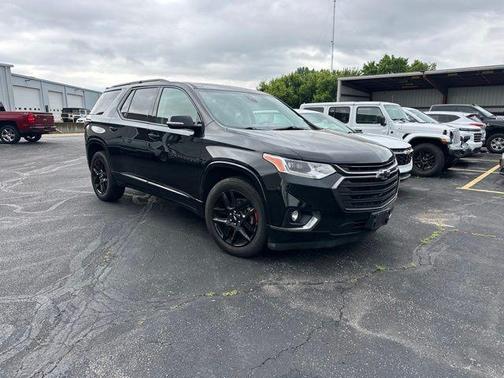 Mosaic Black Metallic 2019 Chevrolet Traverse Premier