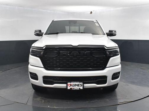 Bright White Clearcoat 2026 RAM 1500 Big Horn/Lone Star
