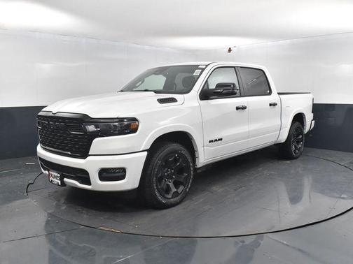 Bright White Clearcoat 2026 RAM 1500 Big Horn/Lone Star