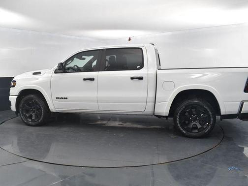 Bright White Clearcoat 2026 RAM 1500 Big Horn/Lone Star