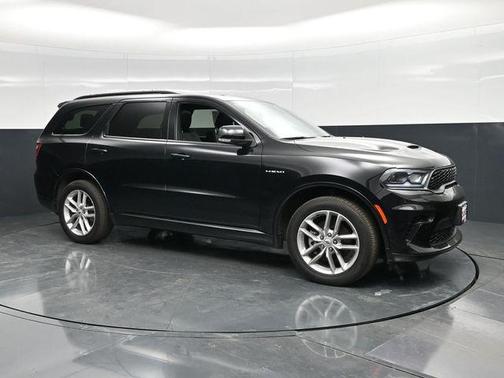 DB Black Crystal Clearcoat 2025 Dodge Durango R/T