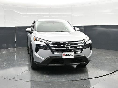 Brilliant Silver Metallic 2025 Nissan Rogue SV