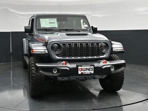 Anvil Clearcoat 2026 Jeep Gladiator Mojave 4x4