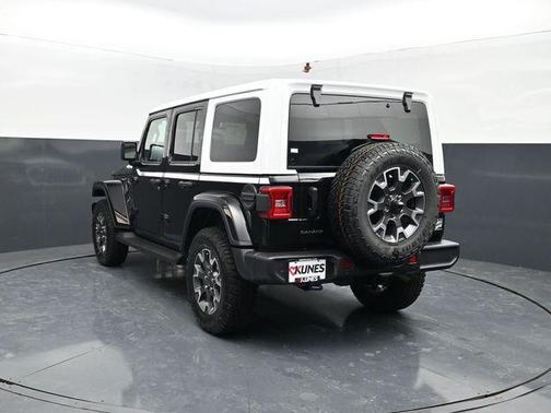 Black Clearcoat 2026 Jeep Wrangler 4-Door Sahara 4x4