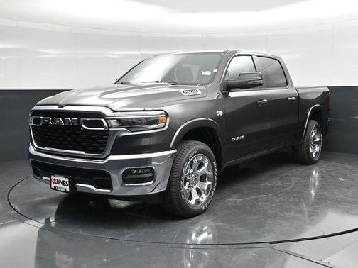 Granite Crystal Metallic Clearcoat 2026 RAM 1500 Big Horn/Lone Star
