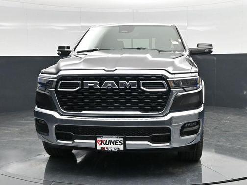 Granite Crystal Metallic Clearcoat 2026 RAM 1500 Big Horn/Lone Star