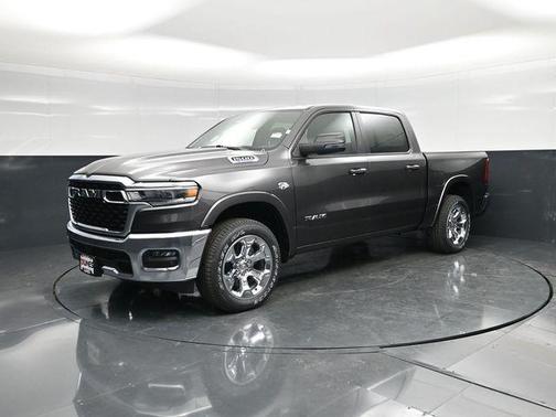 Granite Crystal Metallic Clearcoat 2026 RAM 1500 Big Horn/Lone Star