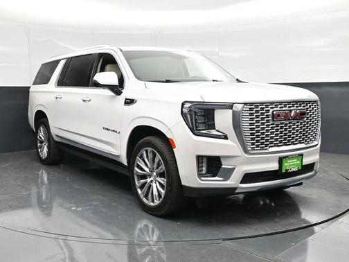 White Frost Tricoat 2022 GMC Yukon XL Denali